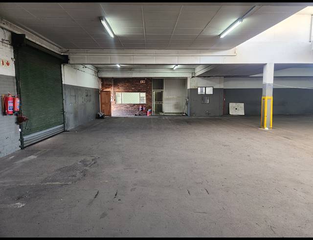 450M² WAREHOUSE TO LET IN WADEVILLE